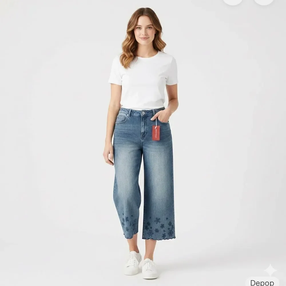 BlueFox Collective Scalloped Hem Embroidered Wide Crop 18